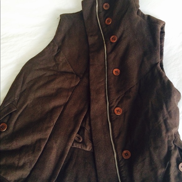 Citizens of Humanity vest - Picture 2 of 3